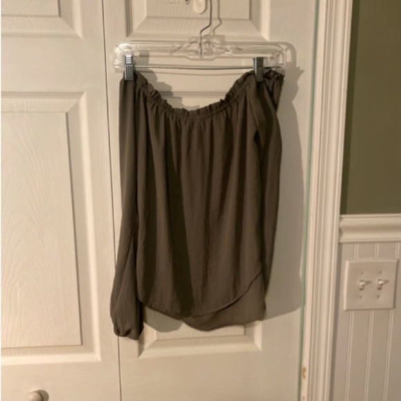 Army Green Off The Shoulder Top - Picture 1 of 3